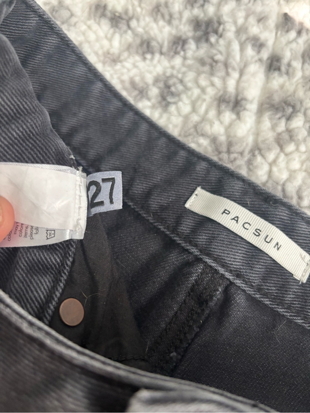 PacSun Black Distressed Denim Cutoff Shorts - Picture 3 of 6